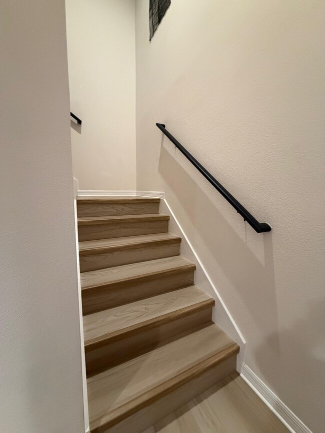 Foto del edificio - 4903 Conifer Cone Dr