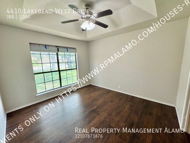 Building Photo - 4410 Lakebend W Dr