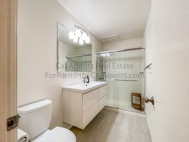 Foto del edificio - 320 Park View Terrace