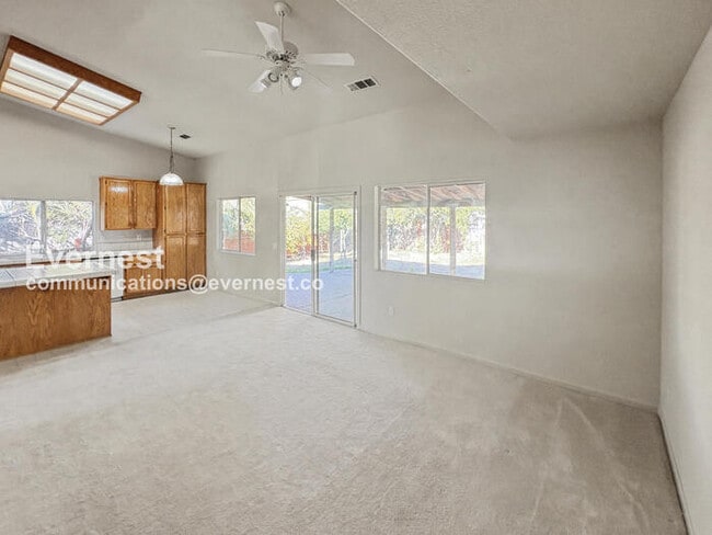 Building Photo - 9051 Ducks Pond Way