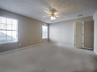 Building Photo - 1452 Middleborough Ct