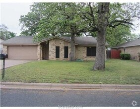 Building Photo - 2903 Jennifer Dr