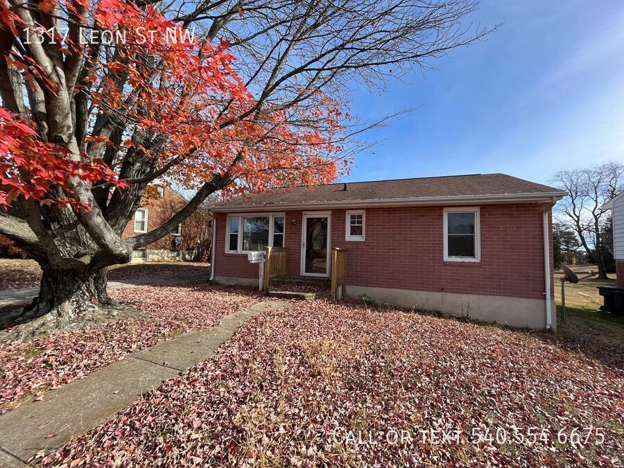 Foto principal - 1317 Leon St NW