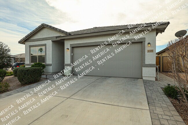 Foto del edificio - 6321 W Latona Rd