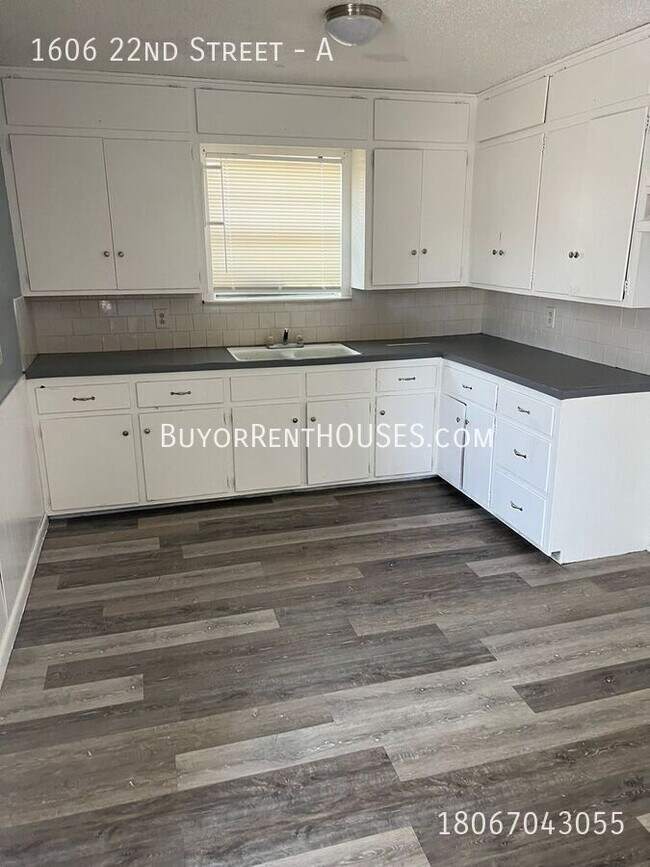 Foto del edificio - $99 Move-In Special (+ admin fee) + $0 Dep...