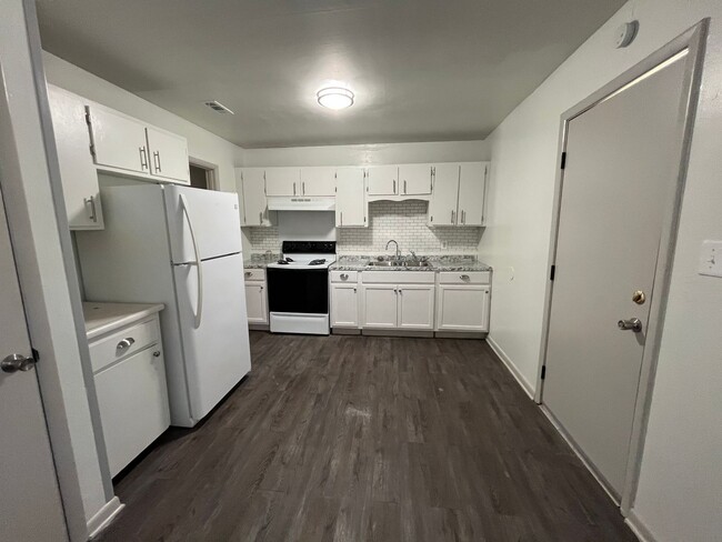 Foto del edificio - 1328 Welsey Ln. Valdosta, GA 31601