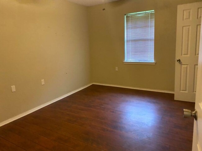 Building Photo - Great 3 bedroom 2 bath home in Benton avai...