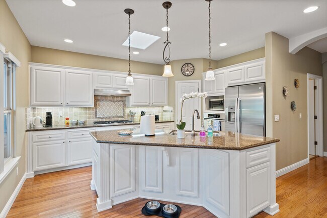 Foto del edificio - 2357 Bittern St