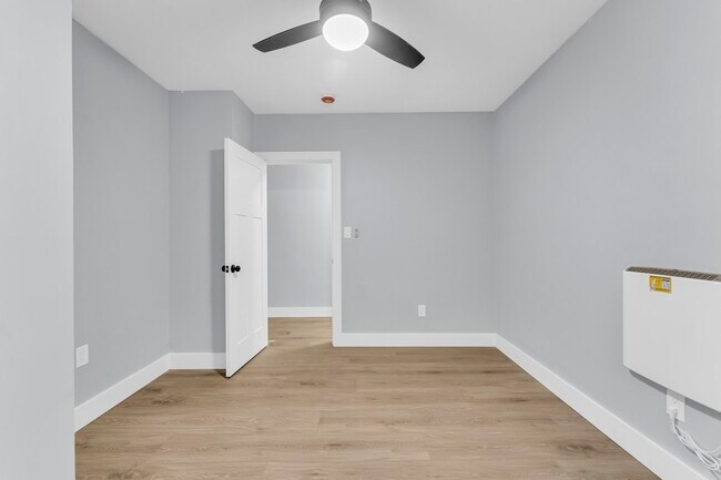 Foto del edificio - 12009 Clifton Blvd