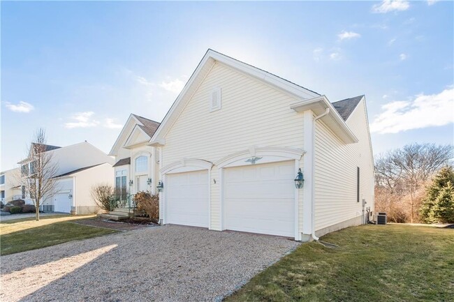 Building Photo - 24 Admirals Way