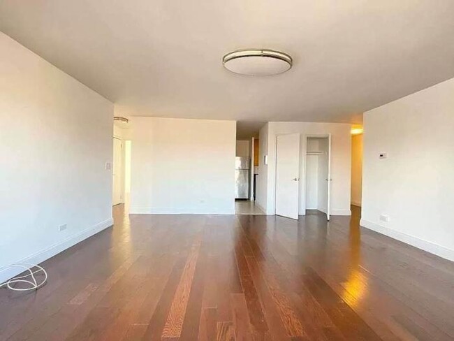 Foto del edificio - 3 bedroom in New York NY 10027