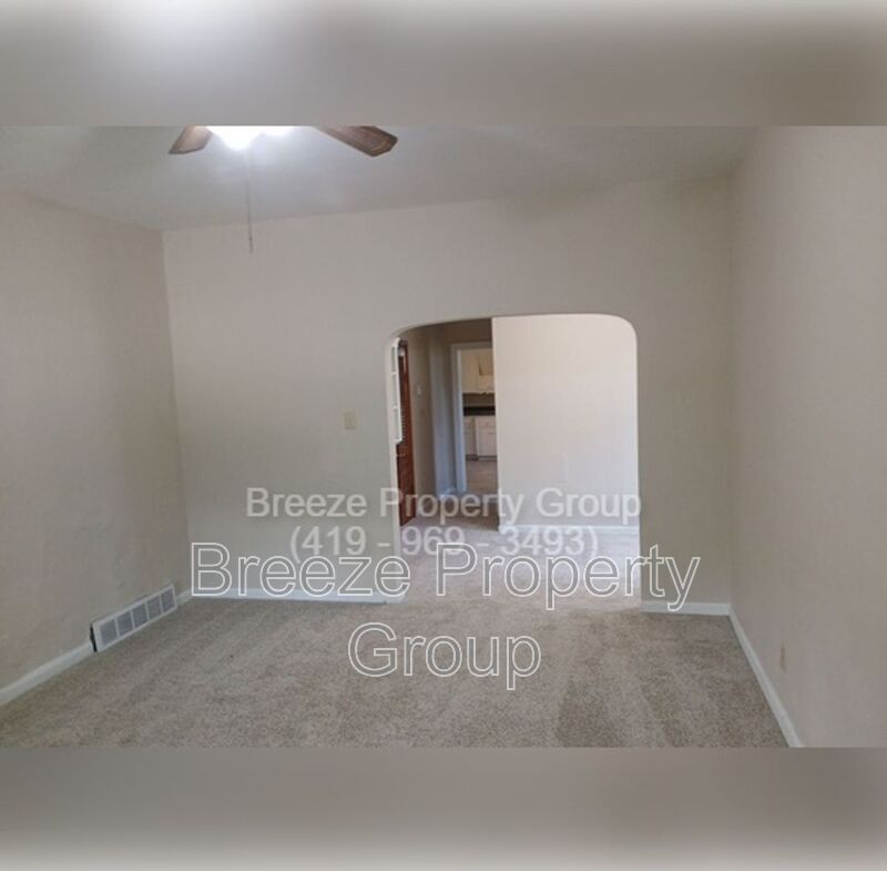 Foto principal - 119 Everett St