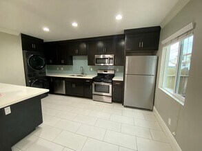 Building Photo - 4523 Wilson Ave