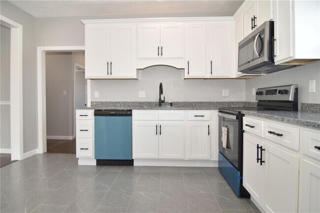 Building Photo - 1361 Mineral Spring Ave