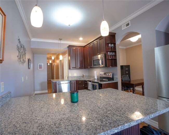 Building Photo - 90 E Market St