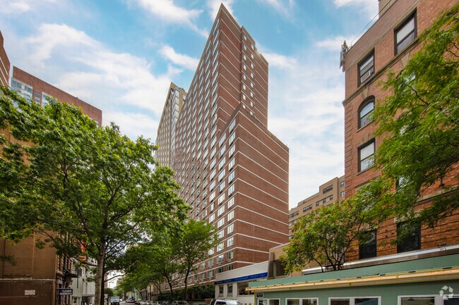 Building Photo - Toulaine Apartments