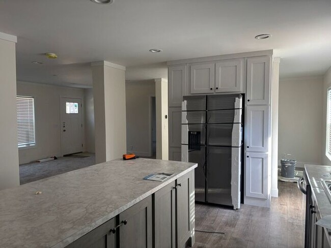 Foto del edificio - 2683 Cameron Hill Rd