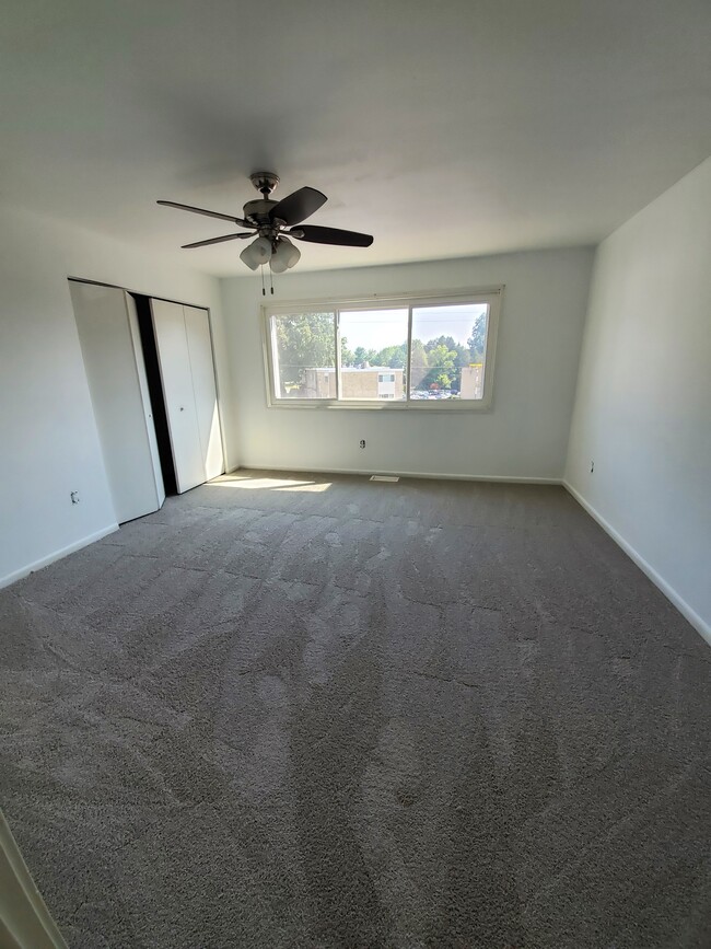 large bedroom with lots of natural light and large closet - 3133 University Blvd W