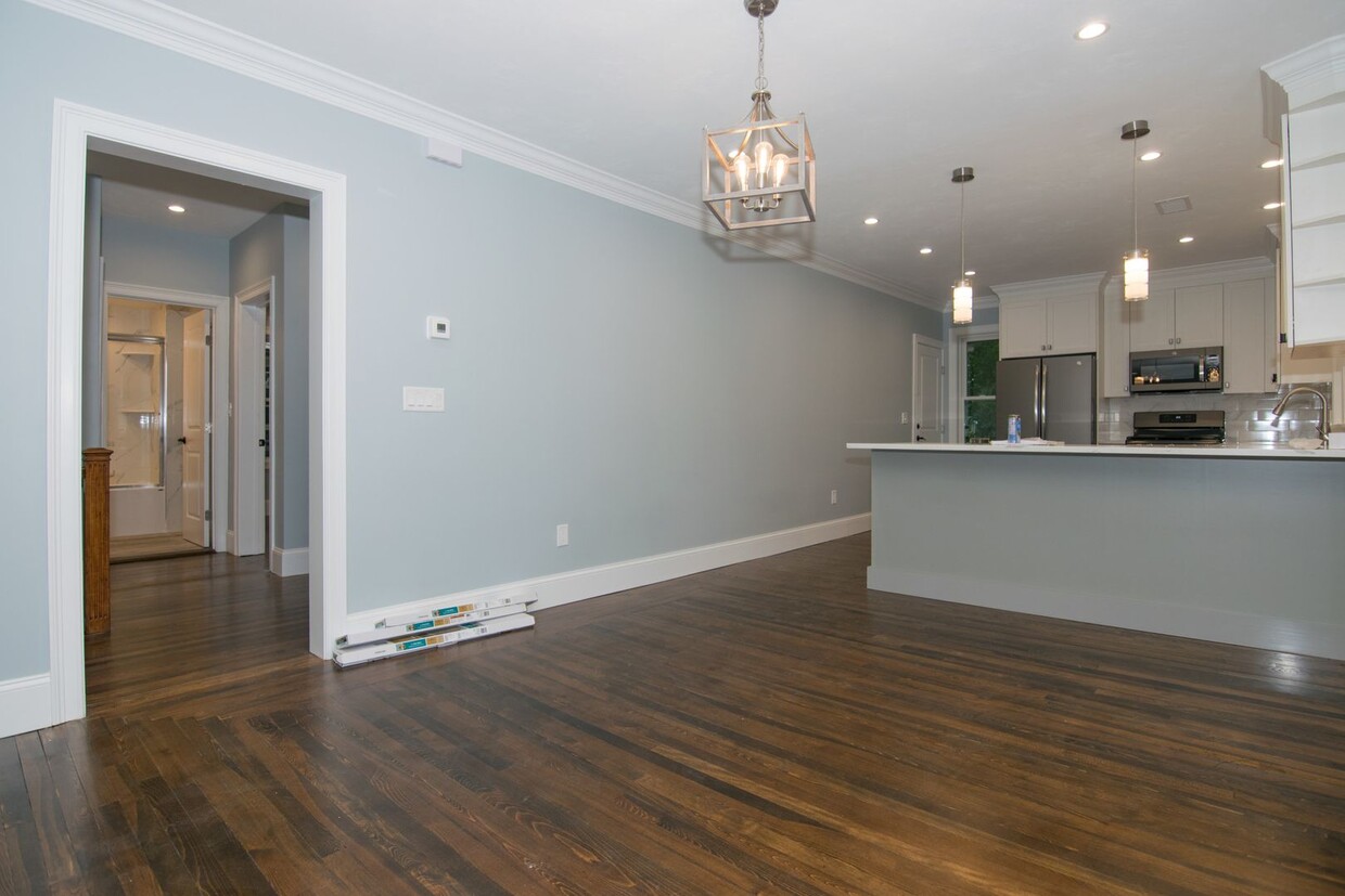 Primary Photo - Fully Renovated Unit in Brighton for May 1...