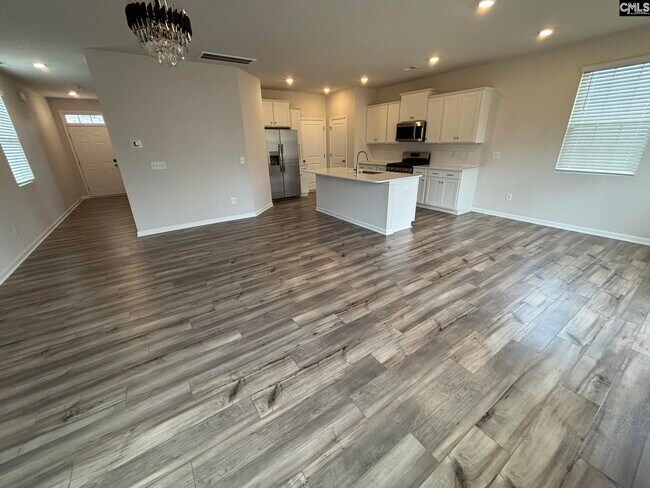 Foto del edificio - 520 Richmond Rd