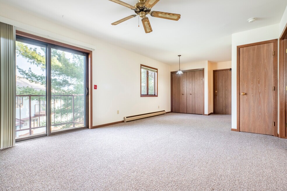 Elka Lane Apartments