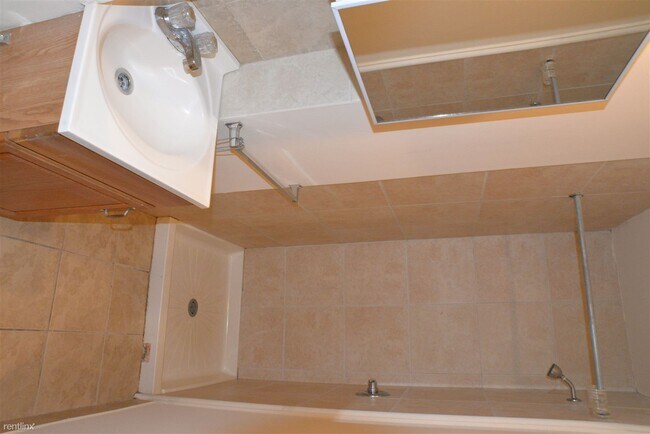 Foto del edificio - 1711 W Diamond St