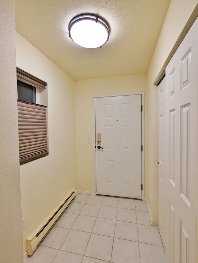 Foto del edificio - Pet friendly, 3BD/2BA, Douglas Condo Sgl G...