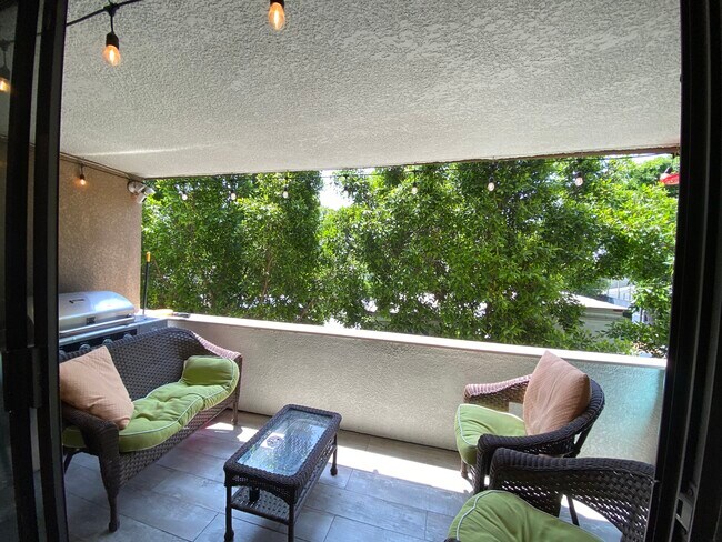 Foto del edificio - 16866 Kingsbury St