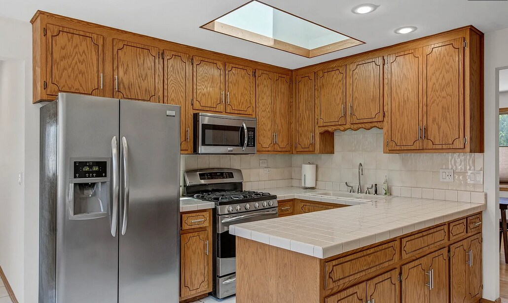 Building Photo - 3721 N Normandy Ave