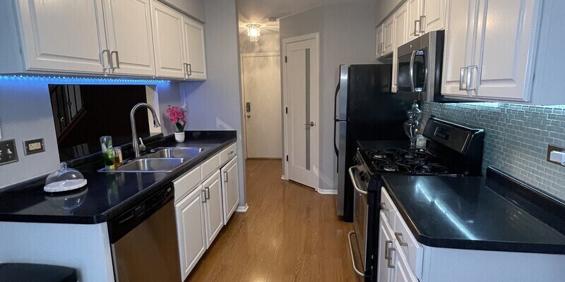 Foto principal - 18045 Vista Dr