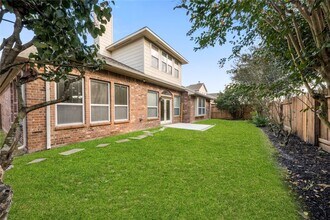 Building Photo - 9535 Empress Crossing Dr