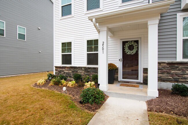Foto del edificio - Modern 3-Bedroom Townhome in Magnolia Trace!