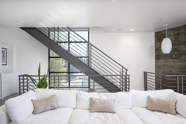 Foto del edificio - 1418 Innes Pl