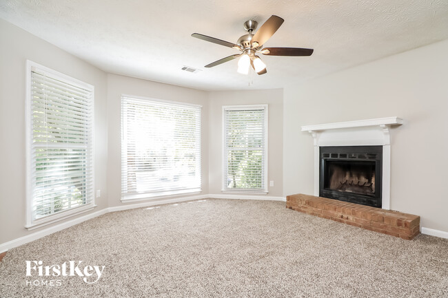 Foto del edificio - 668 Slew Ave