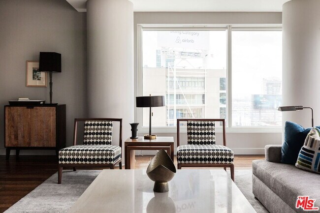 Foto del edificio - 6250 Hollywood Blvd