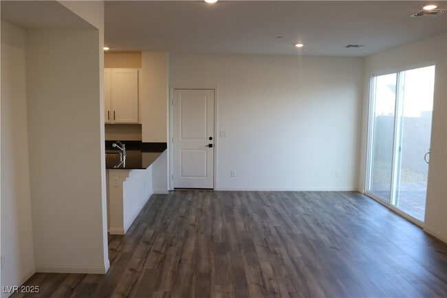 Building Photo - 3750 Battipaglia Ave