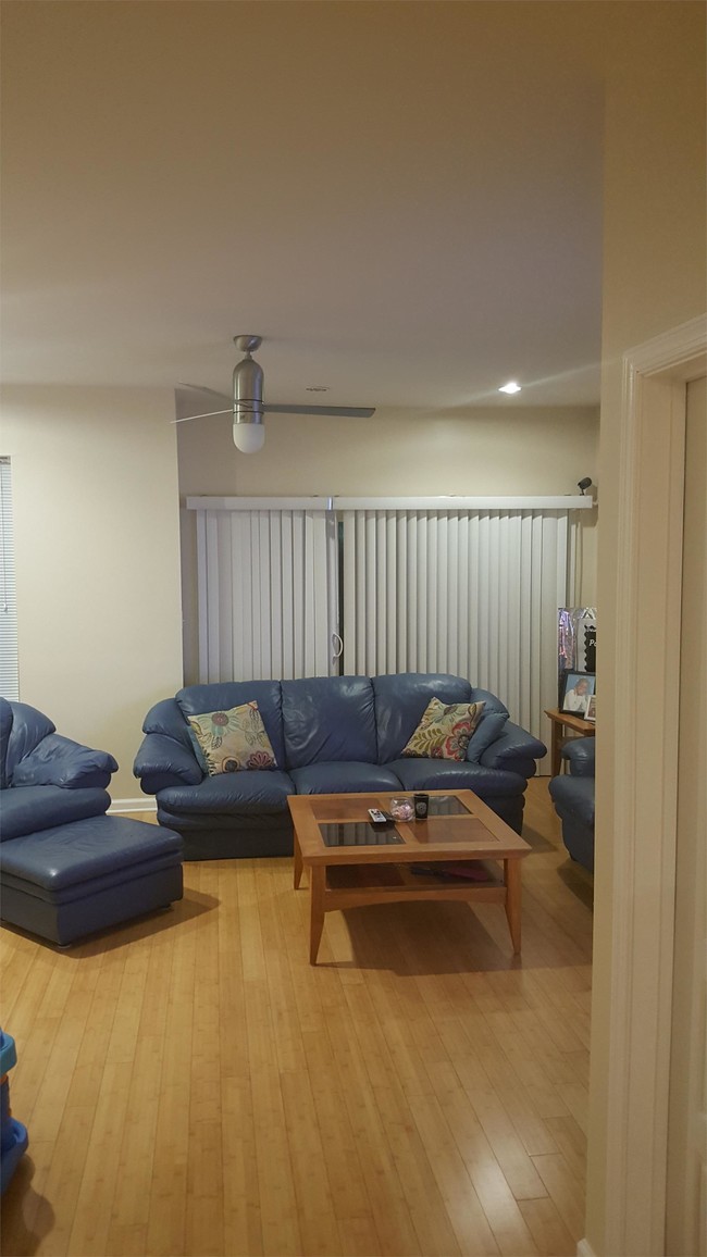 Foto del edificio - 1323 N Claymont St