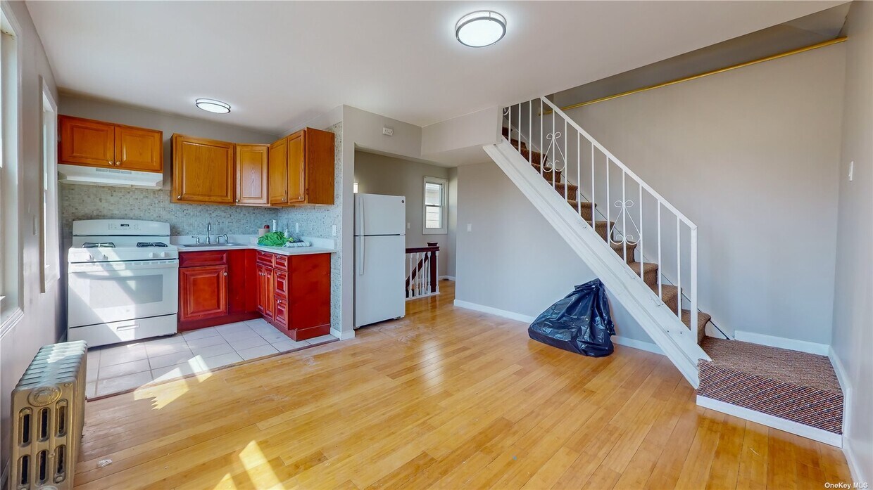 10745 124th St, Queens, NY 11419 Room for Rent in Queens, NY