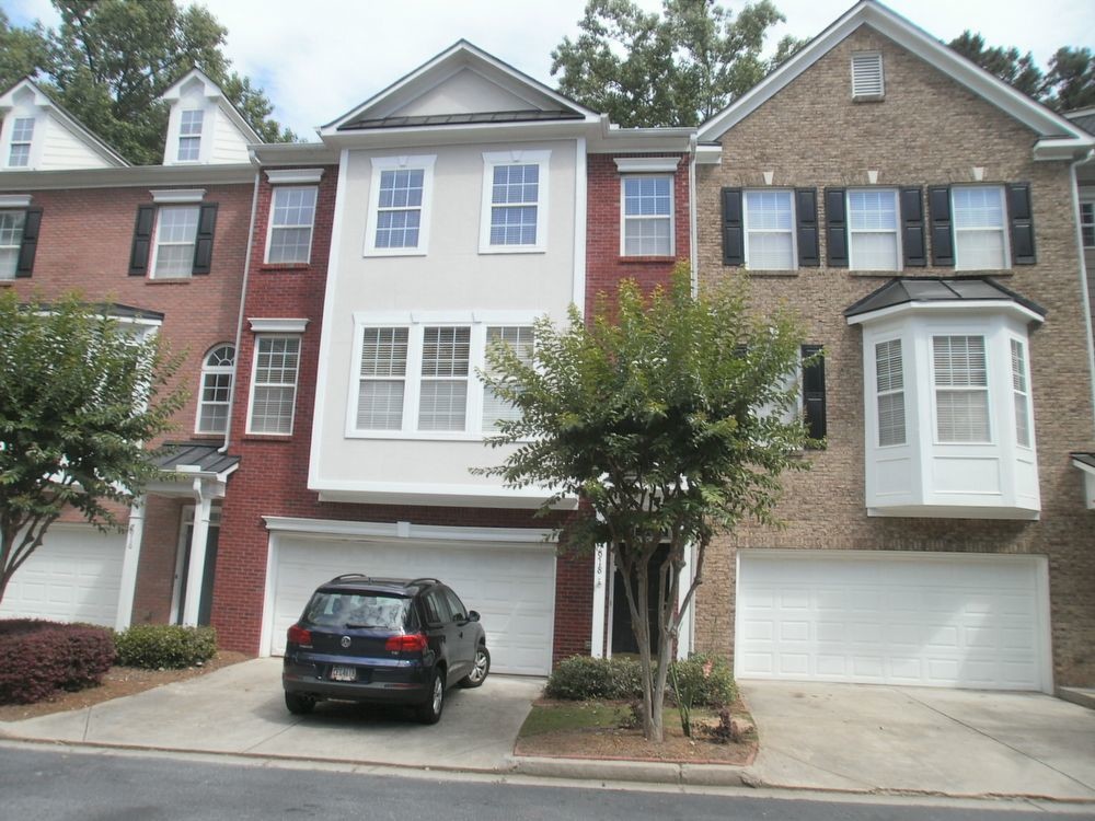 Primary Photo - 2918 Wintercrest Drive