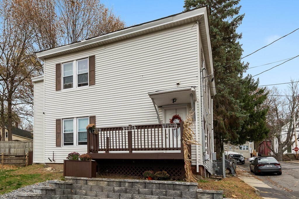 Primary Photo - 46 Johnson St