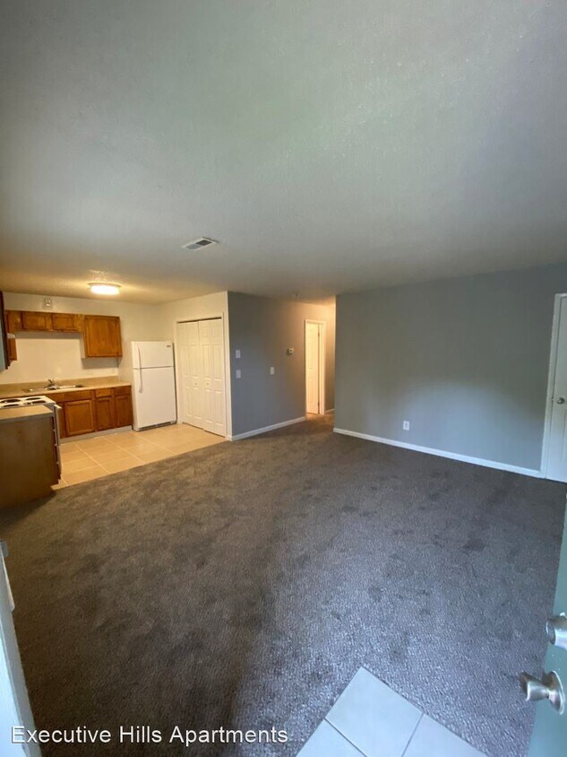 Primary Photo - 4512 Bonnell Dr NW