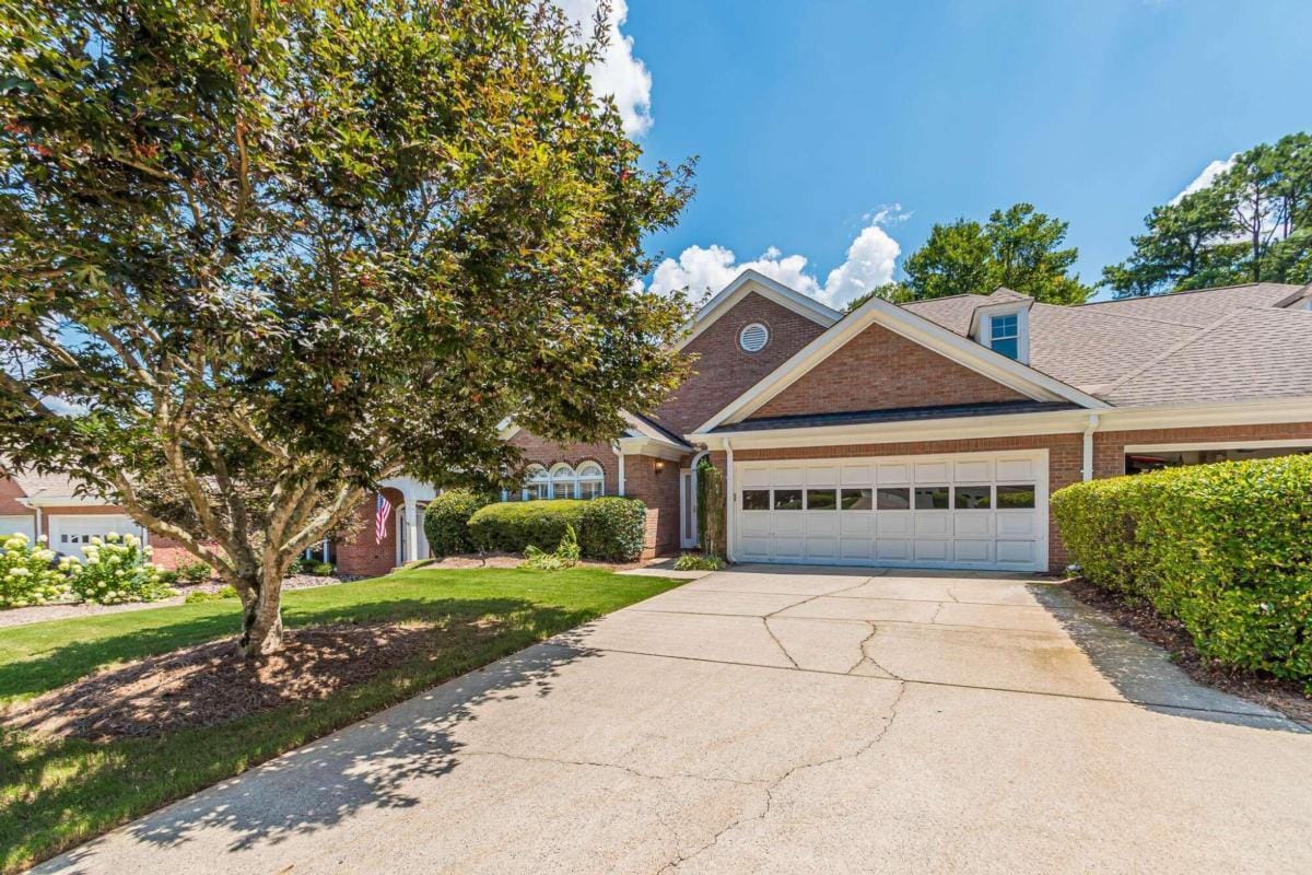 Primary Photo - 125 Rounsaville Ct