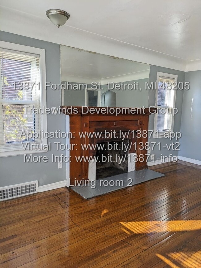 Building Photo - 13871 Fordham 3 bed/1 bath bungelow with b...