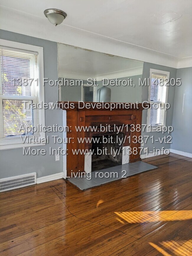 Foto del edificio - 13871 Fordham 3 bed/1 bath bungelow with b...