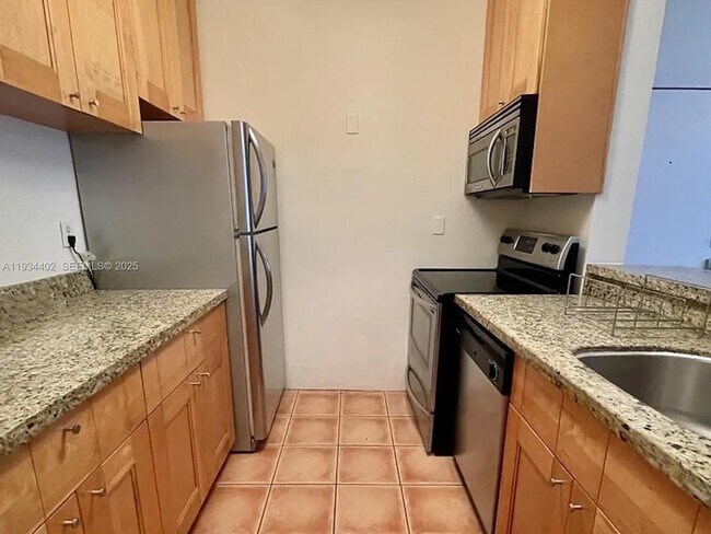 Foto del edificio - 842 Meridian Ave