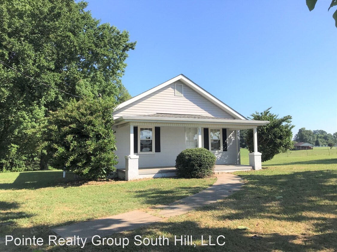 3 br, 1 bath House 691 Union Mill Rd House Rental in La Crosse, VA