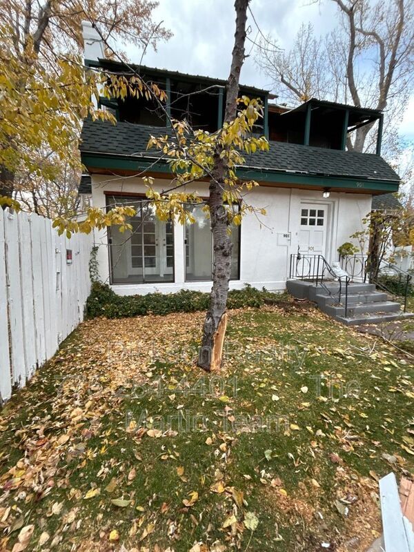 Building Photo - 901 Walker Ave