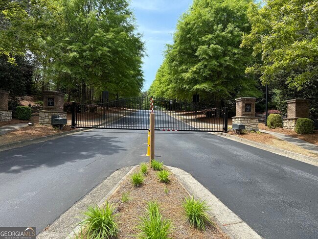 Building Photo - 2873 Shoals Hill Ct