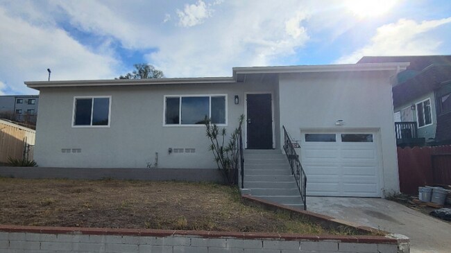 Foto del edificio - 5026 Auburn Dr