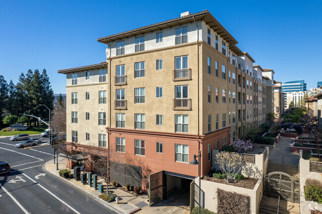 Building Photo - Avalon Walnut Creek II
